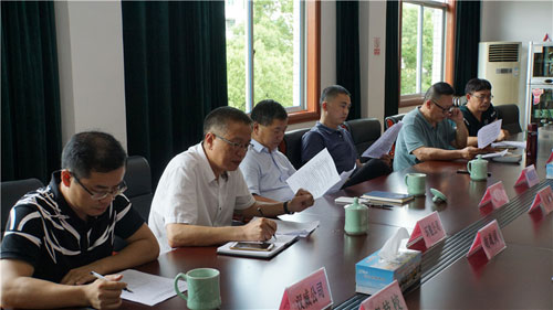 云和縣教育局召開“云和職技校與閥門等行業(yè)校企聯(lián)合開辦現(xiàn)代學徒制試點班實施方案征求”意見會 云和縣教育局召開“云和職技校與閥門等行業(yè)校企聯(lián)合開辦現(xiàn)代學徒制試點班實施方案征求”意見會