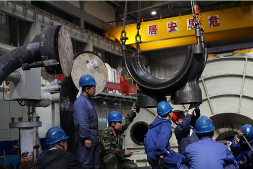 機組大修現(xiàn)場 機組大修現(xiàn)場
