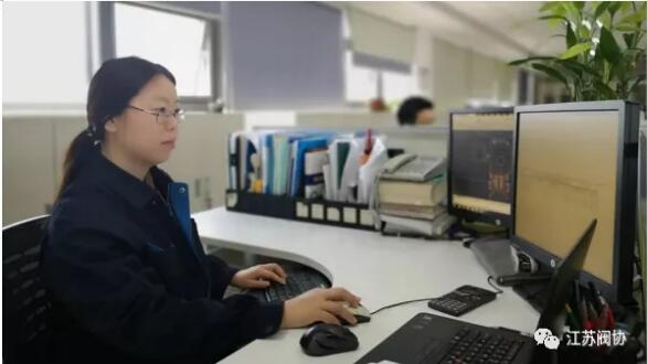 專挑難曲的“刀尖舞者”核工程閥門事業(yè)部車床組 專挑難曲的“刀尖舞者”核工程閥門事業(yè)部車床組