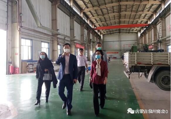 自治區(qū)工商聯(lián)副主席孫清蒞臨呼閥科技調(diào)研指導(dǎo) 自治區(qū)工商聯(lián)副主席孫清蒞臨呼閥科技調(diào)研指導(dǎo)