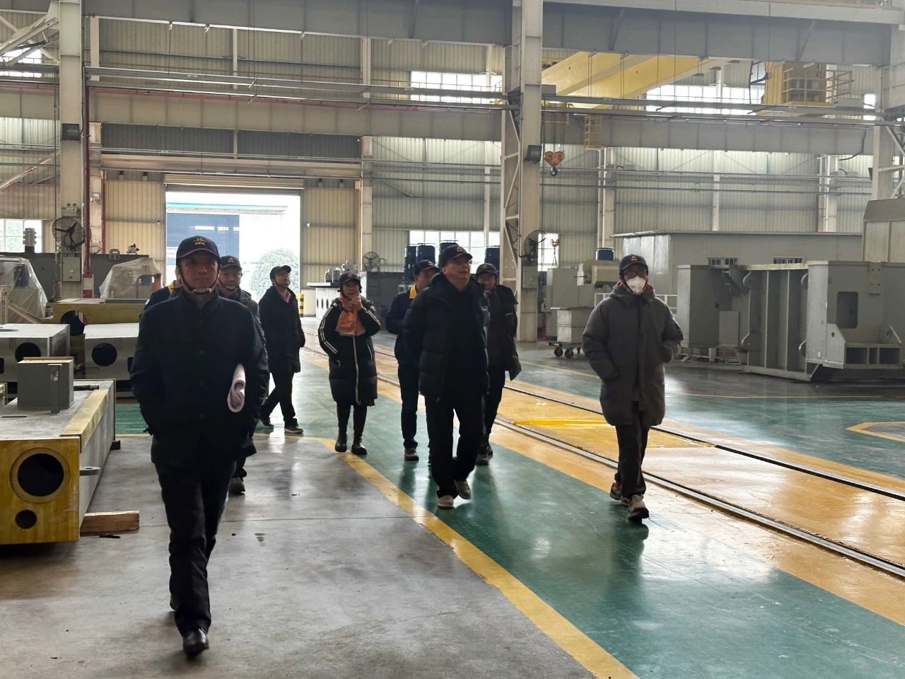 專家組參觀合鍛智能生產(chǎn)車間 專家組參觀合鍛智能生產(chǎn)車間