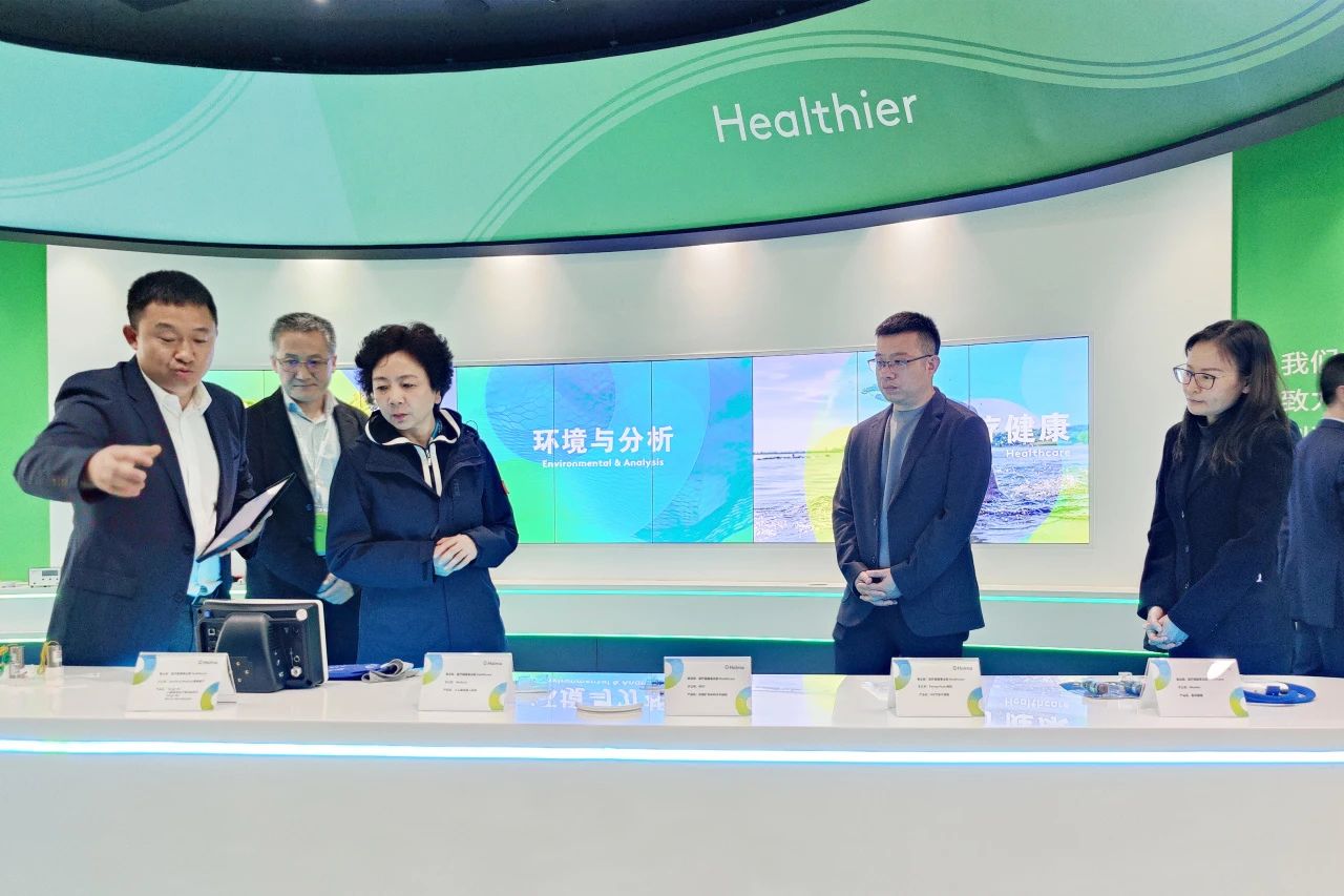 河北省保定市領(lǐng)導(dǎo)一行蒞臨蘭格公司調(diào)研考察 河北省保定市領(lǐng)導(dǎo)一行蒞臨蘭格公司調(diào)研考察