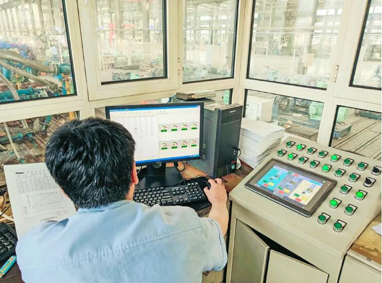 克隆集團先鋒泵業(yè)大功率磁力泵CHPM150-630整機試驗圓滿成功 克隆集團先鋒泵業(yè)大功率磁力泵CHPM150-630整機試驗圓滿成功