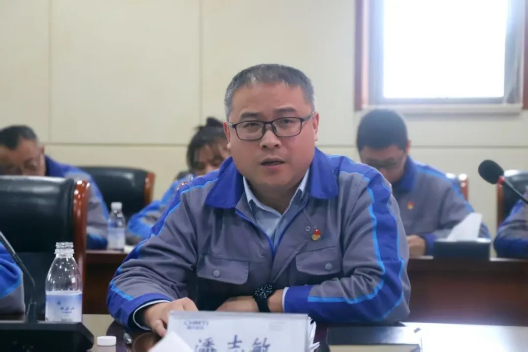 重慶機床集團(tuán)公司召開2025年黨風(fēng)廉政建設(shè)和反腐敗工作會議 重慶機床集團(tuán)公司召開2025年黨風(fēng)廉政建設(shè)和反腐敗工作會議