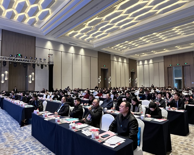 浙江省緊固件行業(yè)協會四屆四次會員大會于3月11日在海鹽召開 浙江省緊固件行業(yè)協會四屆四次會員大會于3月11日在海鹽召開