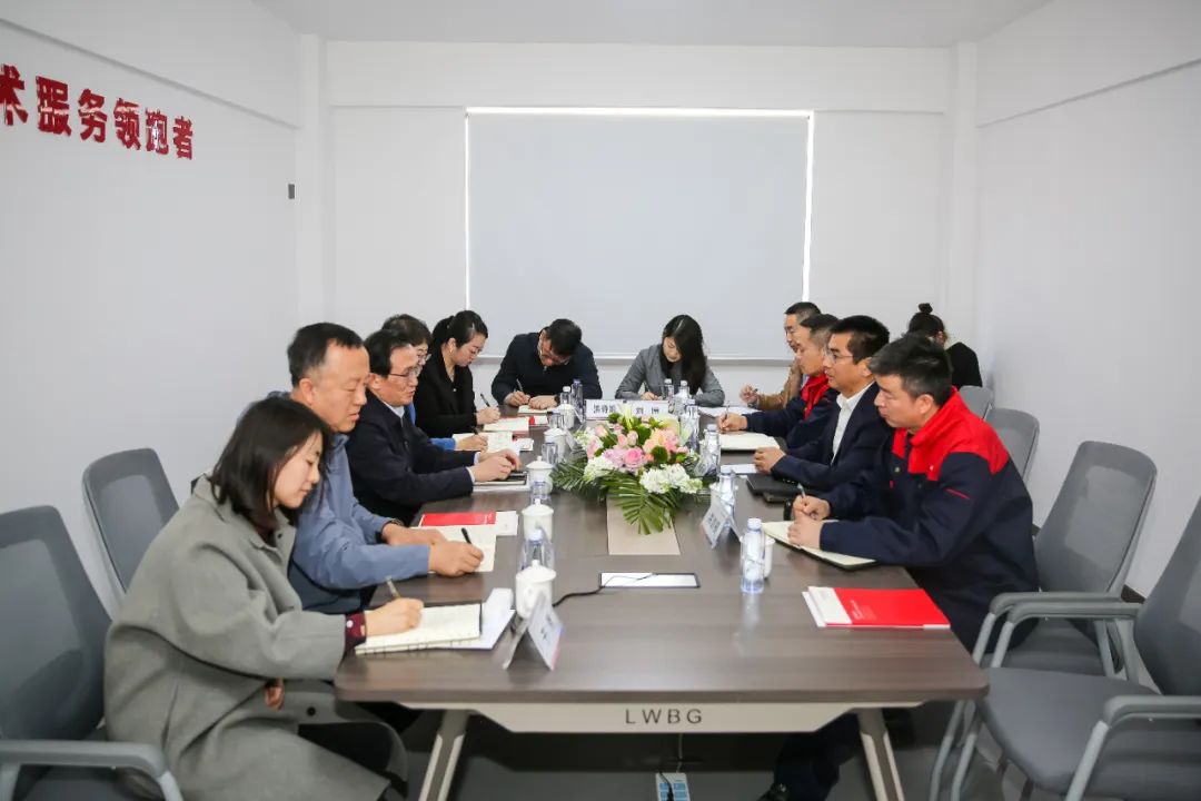 盤錦市委常委、副市長韓尚富調研紐托克(遼寧)技術服務有限公司 盤錦市委常委、副市長韓尚富調研紐托克(遼寧)技術服務有限公司