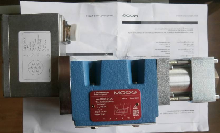 W(yng)MOOG	VALVE	D661-4506C